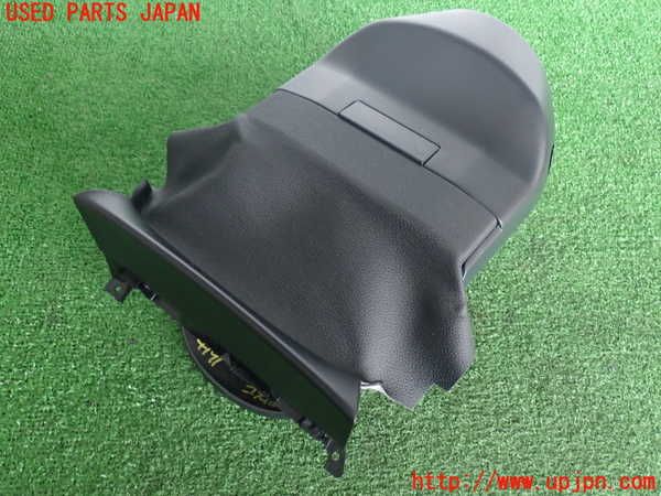 2UPJ-9241917905]BMW 135i クーペ E82(UC30)コラムカバー 中古_3