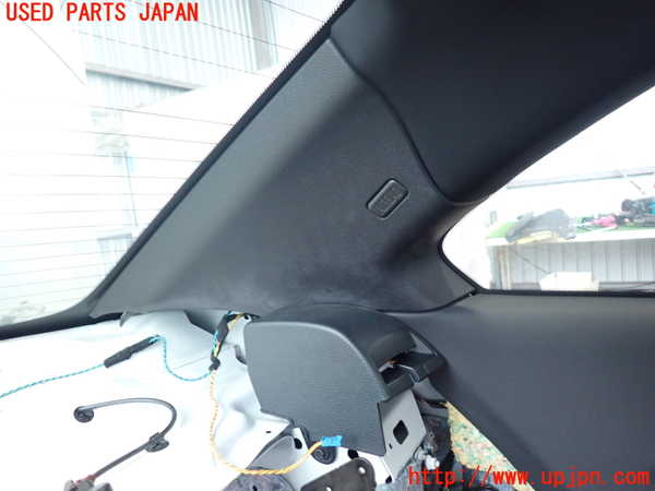 2UPJ-9241917680]BMW 135i クーペ E82(UC30)左リアピラートリム 中古_3
