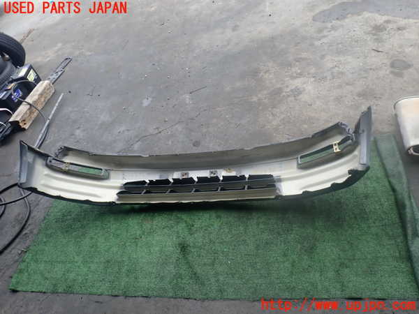 2UPJ-9241931010]セルシオ(UCF21)フロントバンパー 中古_5