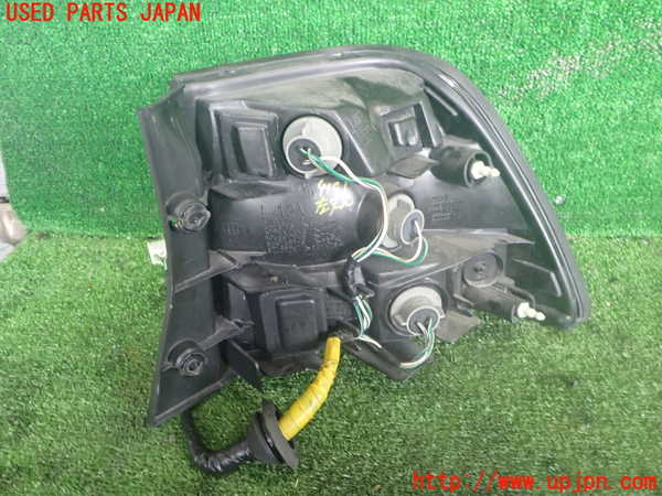 2UPJ-9241931536]セルシオ(UCF21)左テールランプ 中古_3