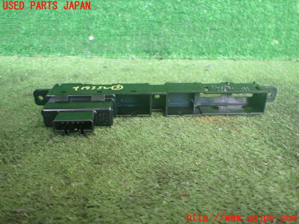 2UPJ-9241936308]セルシオ(UCF21)スイッチ3 中古　(TRC OFF)_2