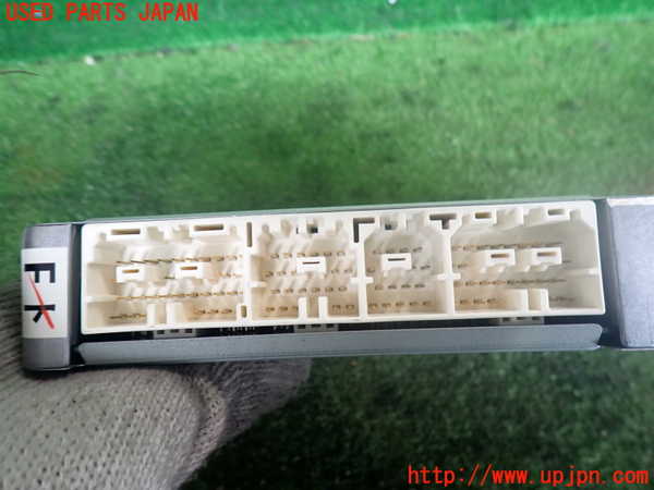 2UPJ-9241936110]セルシオ(UCF21)エンジンコンピューター 中古_3