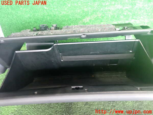 2UPJ-9241937516]セルシオ(UCF21)グローブボックス1 中古_2
