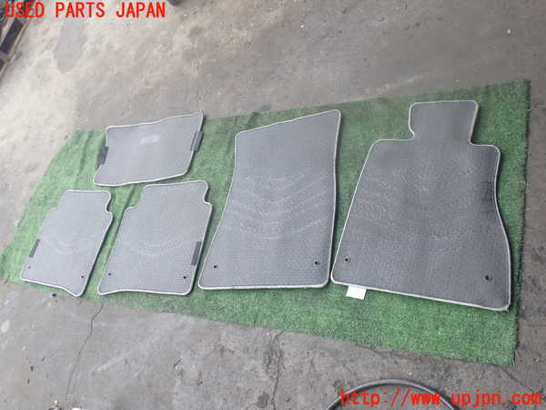2UPJ-9241937800]セルシオ(UCF21)フロアマット 中古　（2列5枚）_4