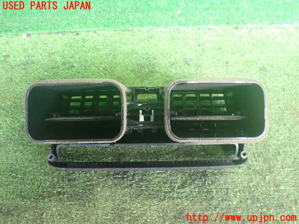 2UPJ-9241937526]セルシオ(UCF21)エアコン吹き出し口1 中古 真中_2