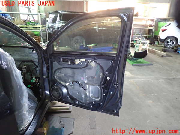 1UPJ-9242001230]WR-V(DG5)右前ドア 中古_5