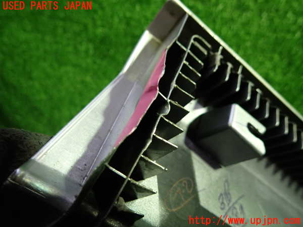 1UPJ-9242001232]WR-V(DG5)右前ドアパネル 中古_5