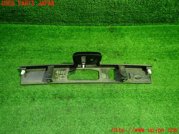1UPJ-9242001573]WR-V(DG5)バックドアパネル1 中古_3