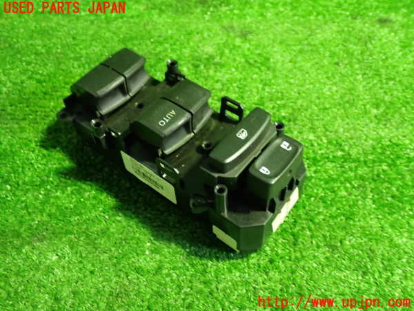 1UPJ-9242006240]WR-V(DG5)右前パワーウィンドウスイッチ 中古_2