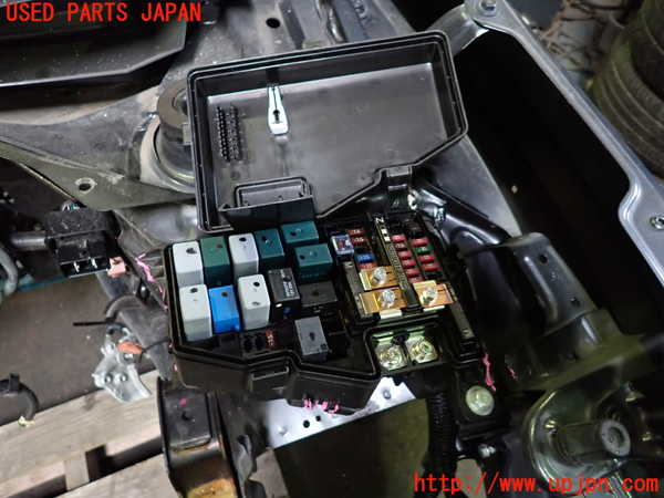 1UPJ-9242006741]WR-V(DG5)ヒューズボックス1 中古_4