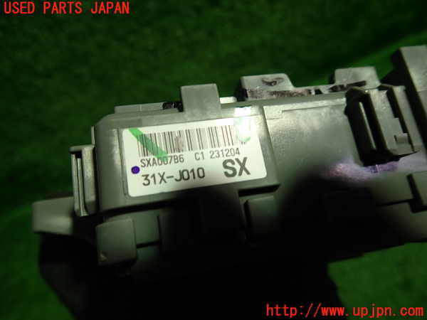 1UPJ-9242006742]WR-V(DG5)ヒューズボックス2 中古_2