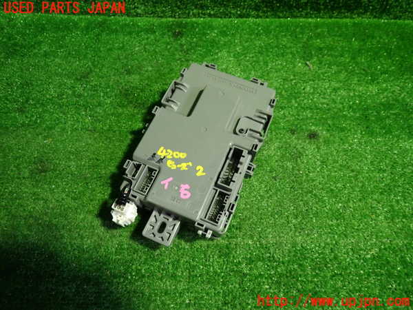 1UPJ-9242006742]WR-V(DG5)ヒューズボックス2 中古_3