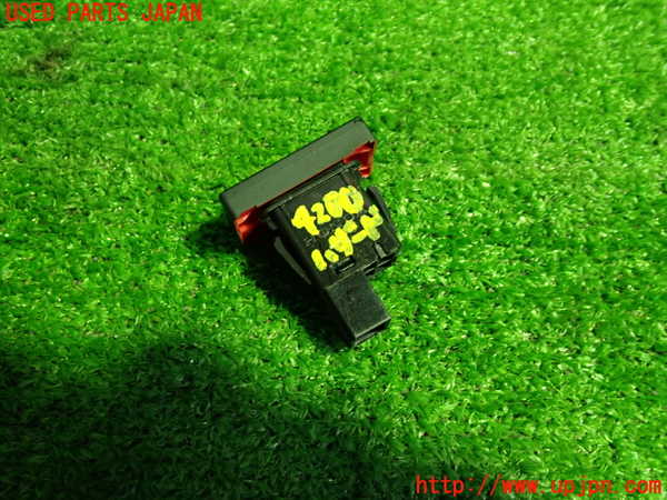 1UPJ-9242006290]WR-V(DG5)ハザードスイッチ 中古_3