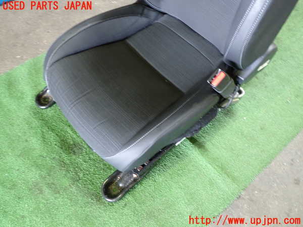 1UPJ-9242007035]WR-V(DG5)運転席シート 中古_3