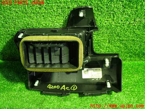 1UPJ-9242007526]WR-V(DG5)エアコン吹き出し口1 (右) 中古_2