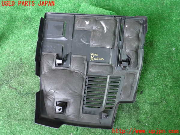 1UPJ-9242022160]クロストレック(GUE)エンジンアッパーカバー 中古_2