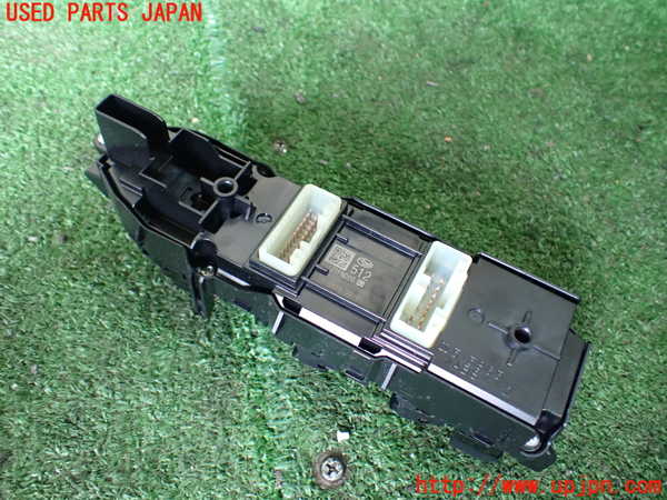 1UPJ-9242026240]クロストレック(GUE)右前パワーウィンドウスイッチ 中古_2
