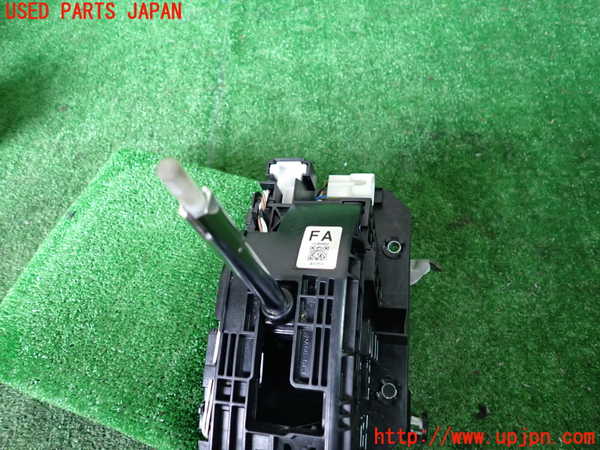 1UPJ-9242027555]クロストレック(GUE)ATシフトレバー 中古_3
