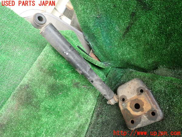 1UPJ-9242035070]三菱ジープ(J53)右リアショックアブソーバー 中古_2