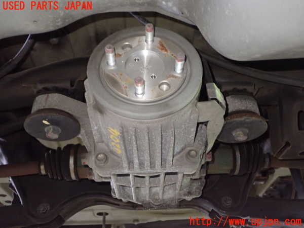 1UPJ-9242044355]デリカD：5(CV1W)リアデフ 中古_4