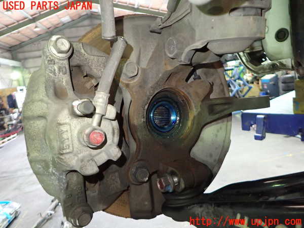 1UPJ-9242044290]デリカD：5(CV1W)右フロントナックルハブ 中古_2