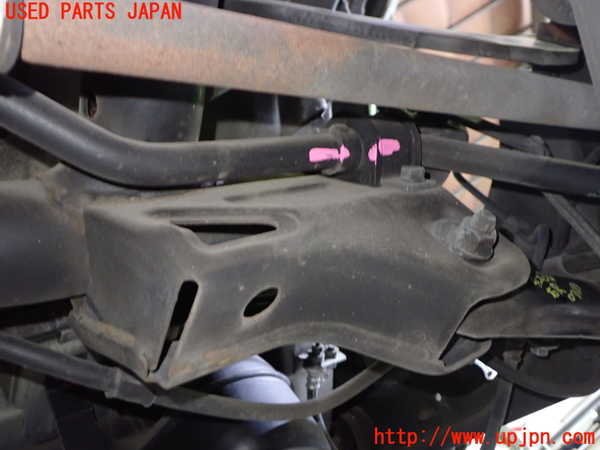 1UPJ-9242045445]デリカD：5(CV1W)リアスタビライザー 中古_2