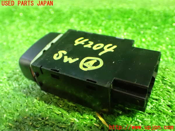 1UPJ-9242046309]デリカD：5(CV1W)スイッチ4 (横滑り防止OFF) 中古_2