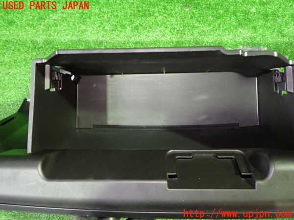 1UPJ-9242047516]デリカD：5(CV1W)グローブボックス1 中古_2