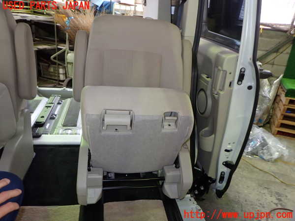 1UPJ-9242047175]デリカD：5(CV1W)左2列目シート 中古_4