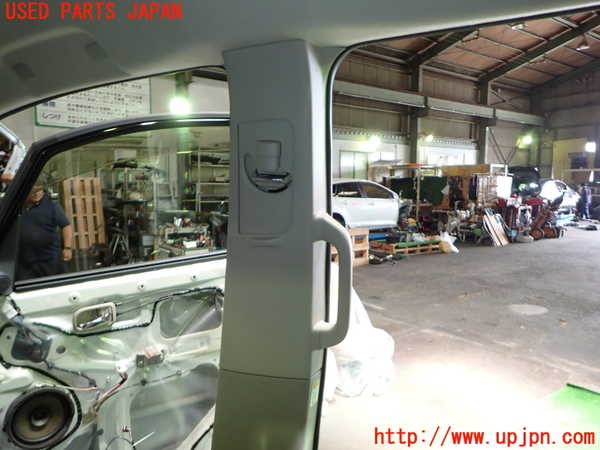 1UPJ-9242047665]デリカD：5(CV1W)右センターピラートリム 中古_2