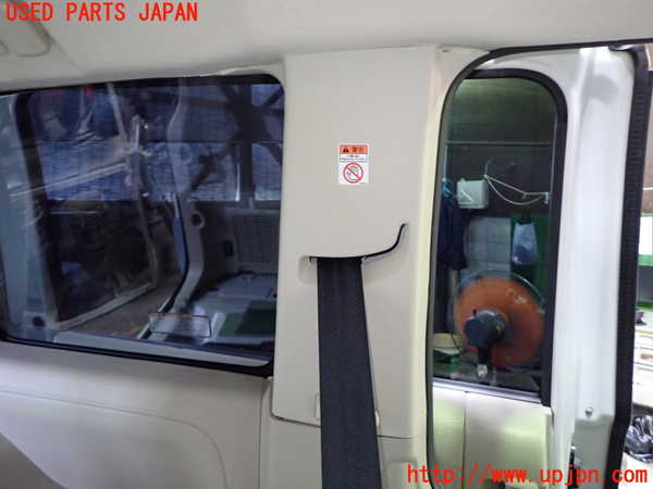 1UPJ-9242047680]デリカD：5(CV1W)左リアピラートリム 中古_2