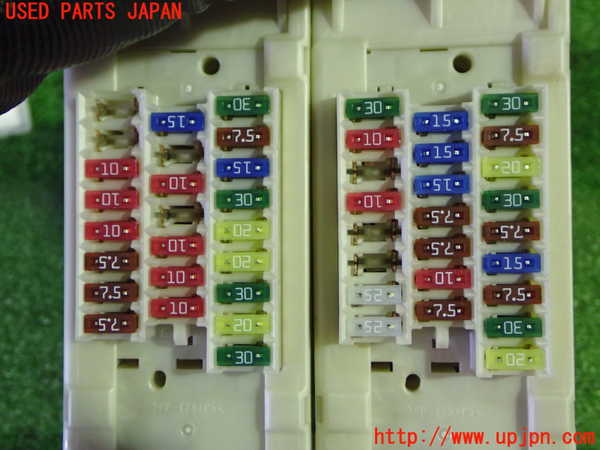 1UPJ-9242056741]ヴェルファイア(GGH25W)ヒューズボックス1 中古_3
