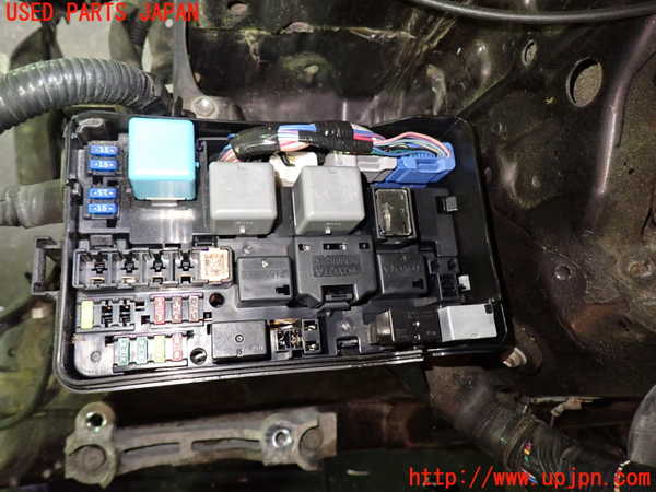 1UPJ-9242056742]ヴェルファイア(GGH25W)ヒューズボックス2 中古_2