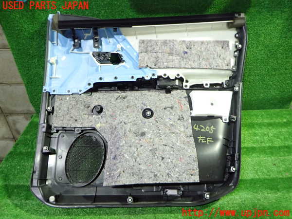 1UPJ-9242051264]ヴェルファイア(GGH25W)左前ドア内張り 中古_4