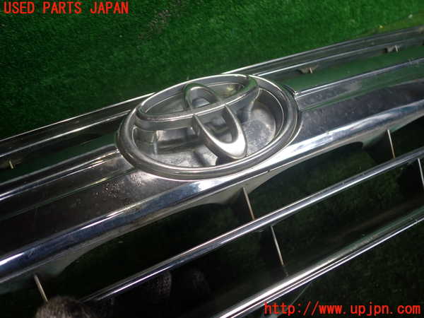 2UPJ-9242061050]ハイラックスサーフ(RZN180W)ラジエターグリル 中古_2