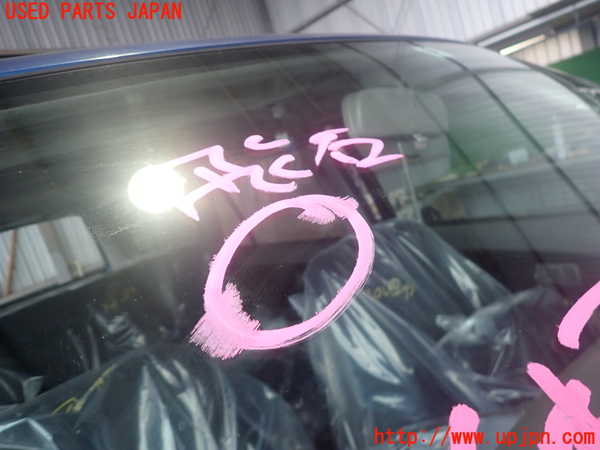 2UPJ-9242061195]ハイラックスサーフ(RZN180W)フロントガラス 中古 (TOYOTA M314 43R-006261)_3