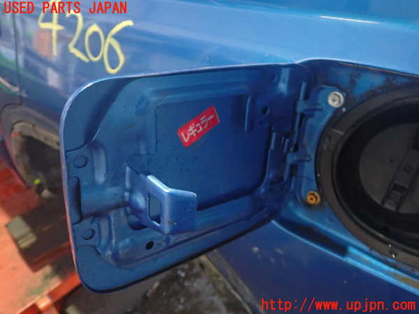 2UPJ-9242061690]ハイラックスサーフ(RZN180W)フューエルリッド 中古_2