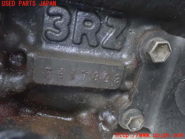 2UPJ-9242062010]ハイラックスサーフ(RZN180W)エンジン 3RZ-FE 中古_2