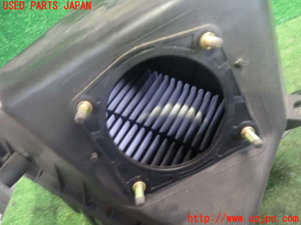 2UPJ-9242062560]ハイラックスサーフ(RZN180W)エアクリーナーボックス 中古_3