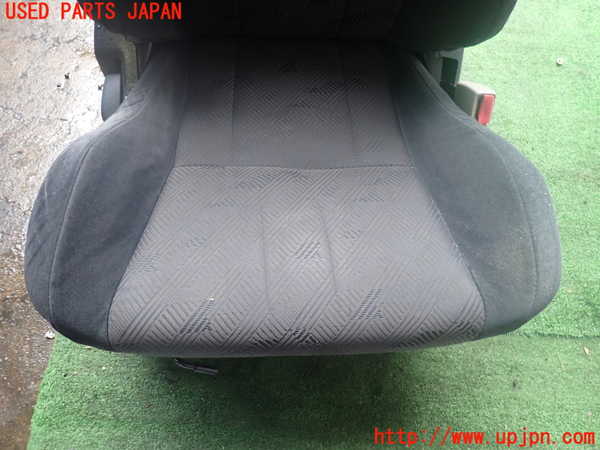 2UPJ-9242067035]ハイラックスサーフ(RZN180W)運転席シート 中古_3
