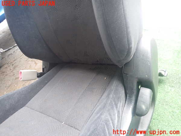 2UPJ-9242067065]ハイラックスサーフ(RZN180W)助手席シート 中古_4