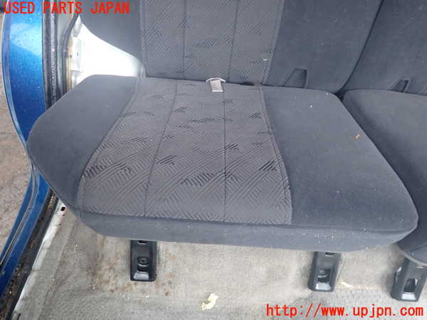 2UPJ-9242067405]ハイラックスサーフ(RZN180W)右リアシート 中古_3