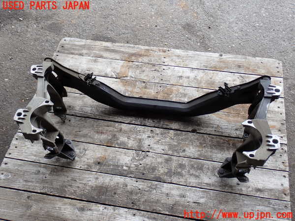 2UPJ-9242075295]ポルシェ・ボクスター(986K-)リアメンバー 中古_2