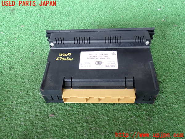 2UPJ-9242076066]ポルシェ・ボクスター(986K-)エアコンスイッチ1 中古_2