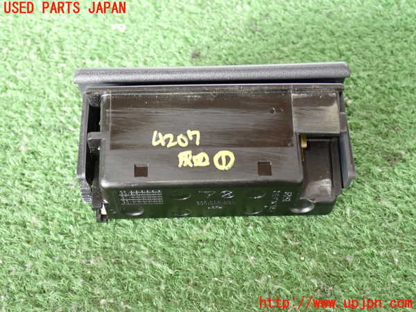 2UPJ-9242077821]ポルシェ・ボクスター(986K-)灰皿1 中古_3