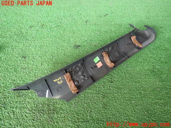 2UPJ-9242077660]ポルシェ・ボクスター(986K-)左フロントピラートリム 中古_4