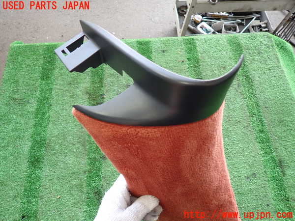 2UPJ-9242077680]ポルシェ・ボクスター(986K-)左リアピラートリム 中古_2