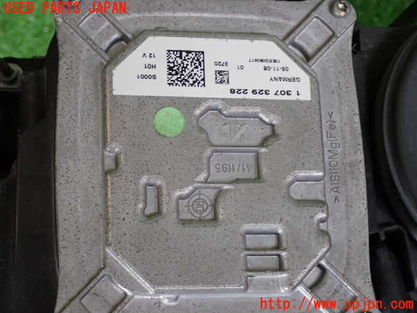 2UPJ-9242091130]マセラティ・クアトロポルテ(MQPS)右ヘッドライト (ジャンク品) HID 中古_4