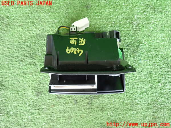 2UPJ-9242097821]マセラティ・クアトロポルテ(MQPS)灰皿1 中古_2