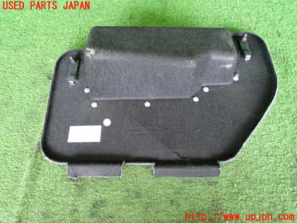 2UPJ-9242097773]マセラティ・クアトロポルテ(MQPS)ラゲッジトレイ3 中古_3